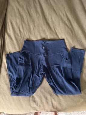 lululemon athletica womens' Navy Blue Performance Leggings with Side Pockets